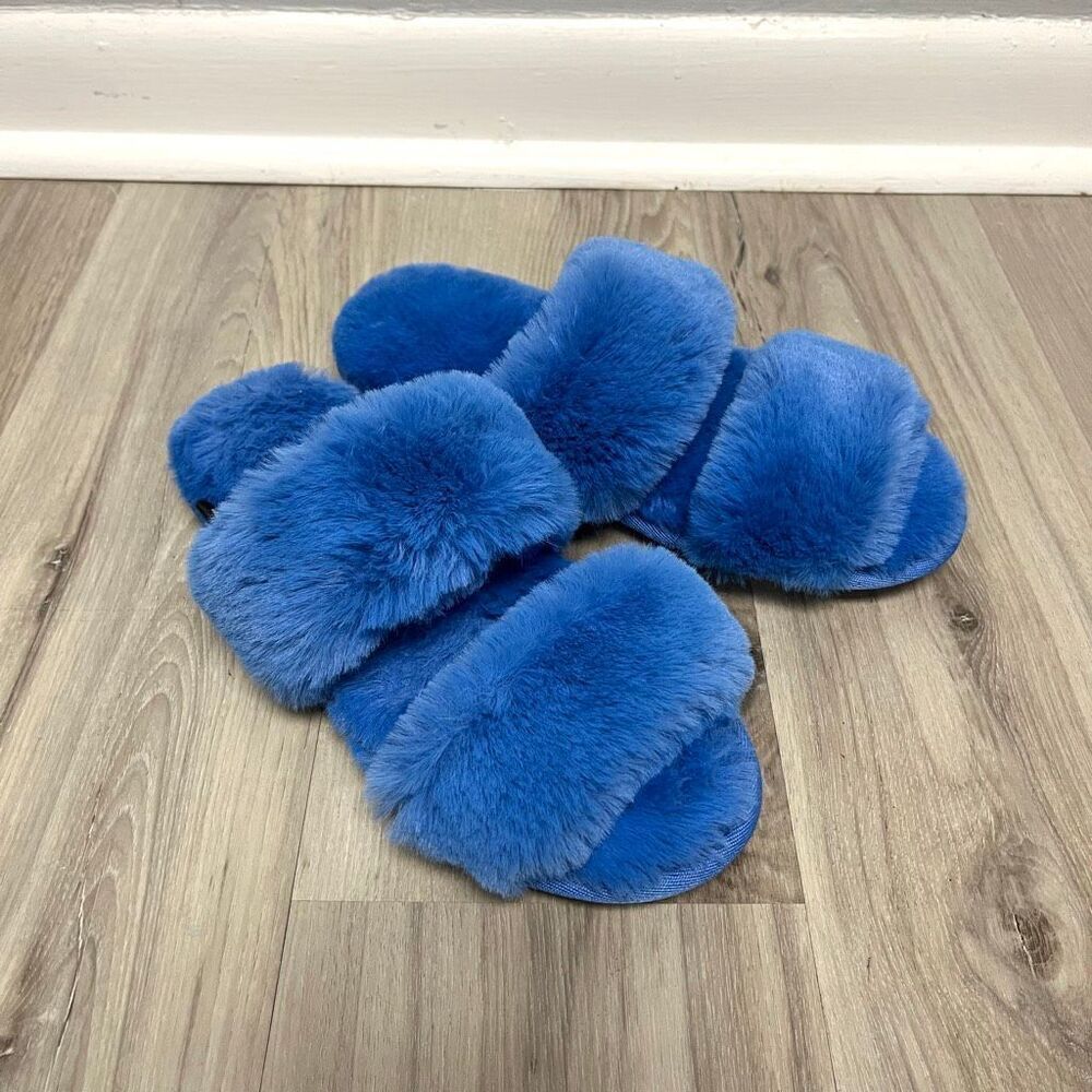 Muk Luks Slippers Women’s 7 Blue Fuzzy Double Strap Slip On Slide